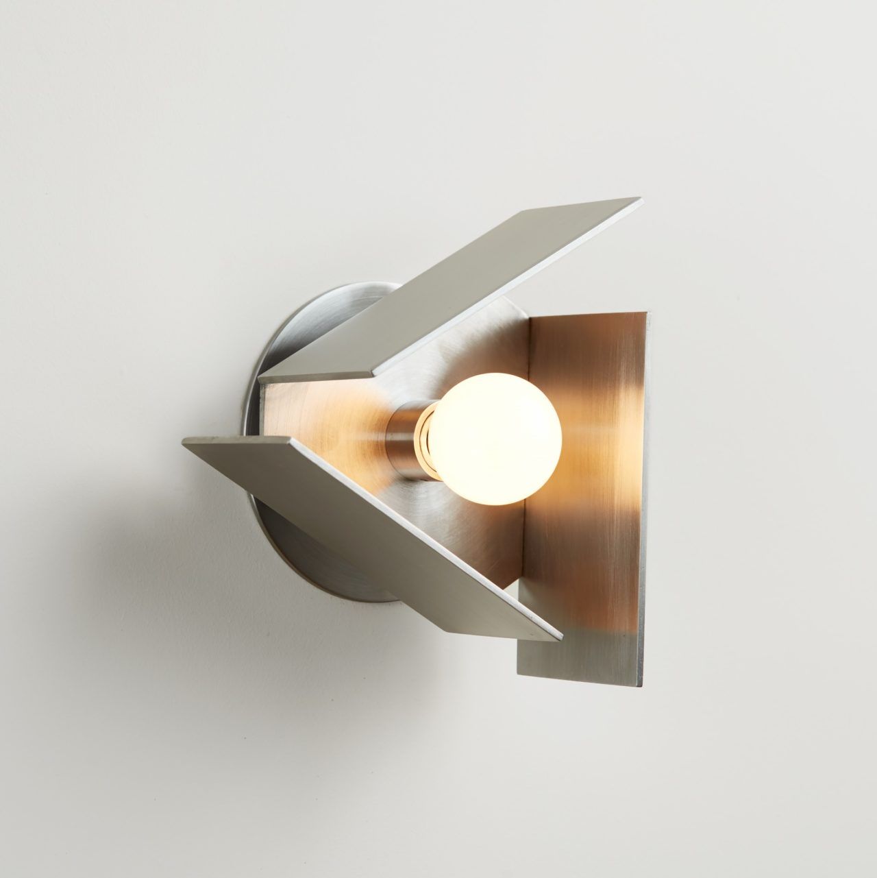 Pelle’s Tripp Mini Sconce in stainless steel.