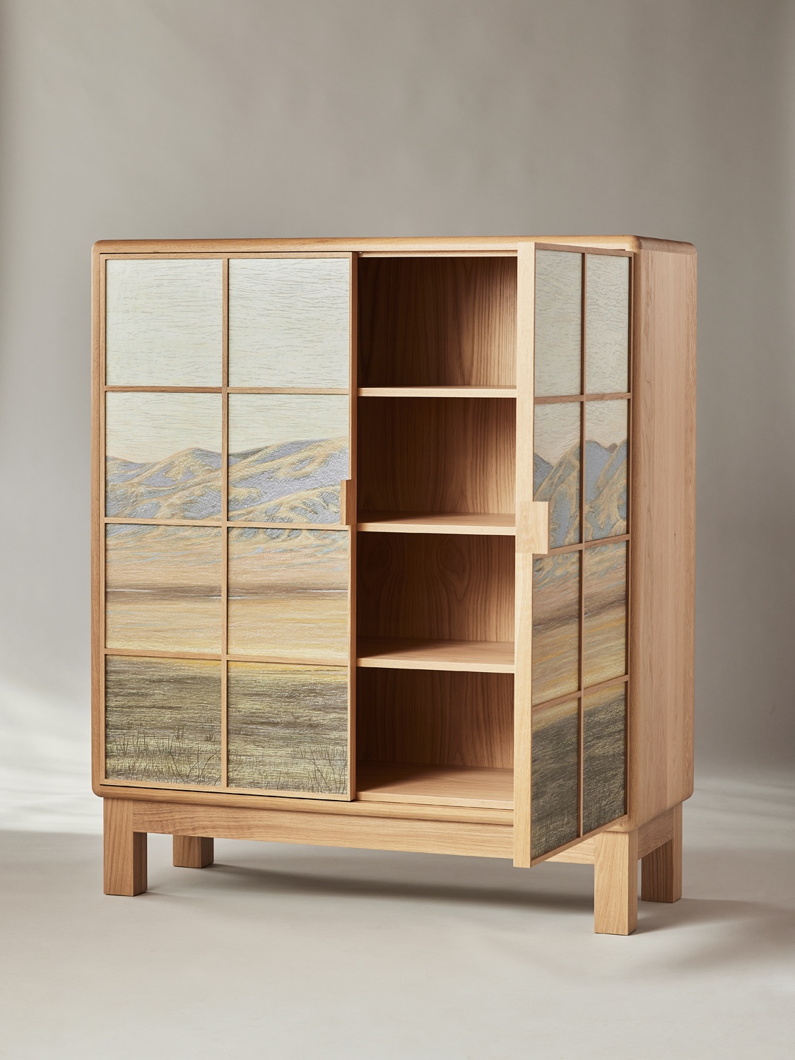 Pelle Carrizo Cabinet