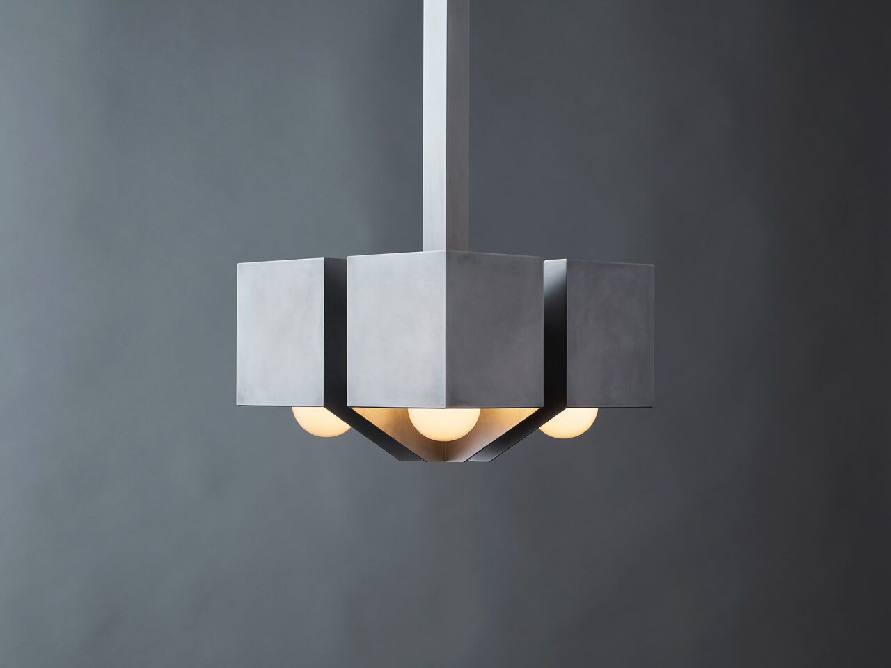 Pelle's Helm Square 4 pendant